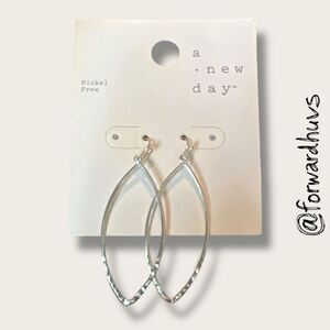 Bundle Sale 3 for $15 | “ A New Day ” Nickel Free Dangle Earrings – 2 1/4” x 3/4